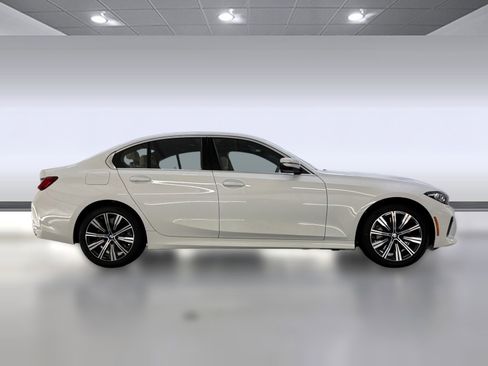 Used 2026 BMW 330i Sedan w/ Premium Package image 8