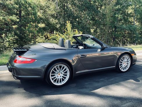 Used 2006 Porsche 911 Carrera 4 image 24