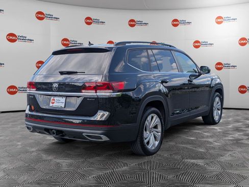 Used 2023 Volkswagen Atlas SE AWD/4WD image 5