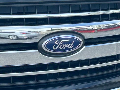 Used 2019 Ford F150 XLT w/ Equipment Group 301A Mid AWD/4WD image 11