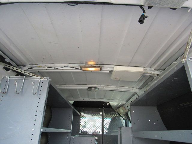 Used 2013 Chevrolet Express 2500 RWD image 25