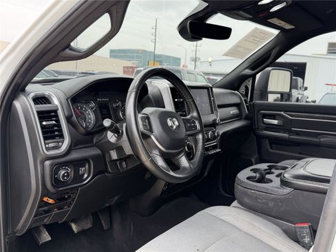 Used 2024 RAM 2500 Big Horn w/ Bed Utility Group AWD/4WD image 15