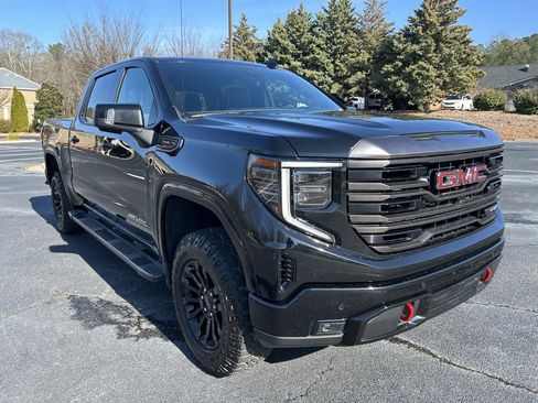 Used 2022 GMC Sierra 1500 AT4X image 22