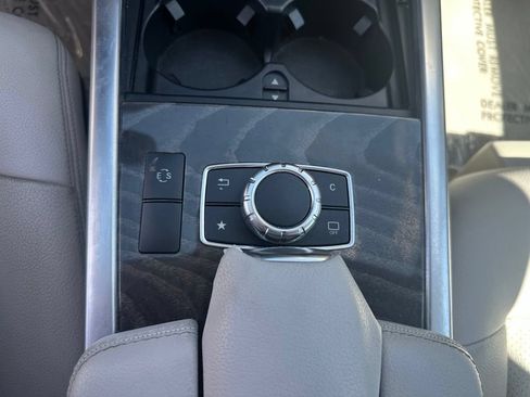 Used 2016 Mercedes-Benz E 350 4MATIC Sedan image 17