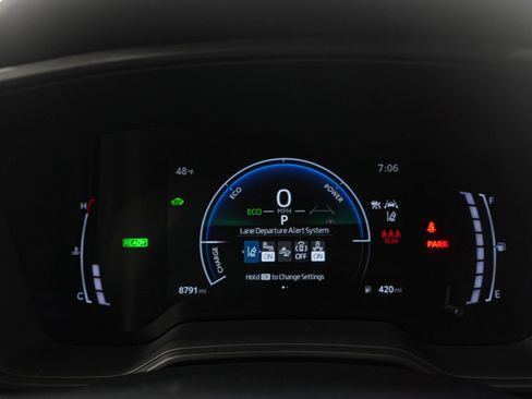 Used 2026 Toyota Corolla LE image 24