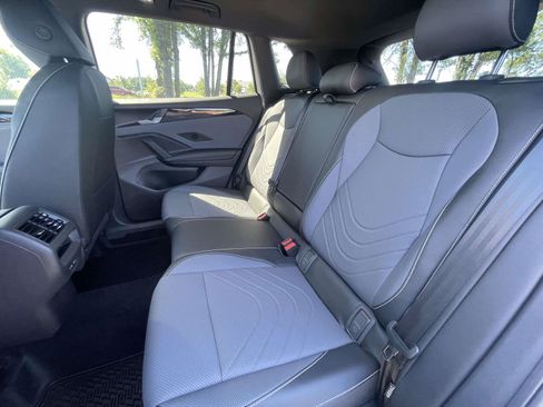 New 2026 Volkswagen Tiguan SE R-Line FWD image 11