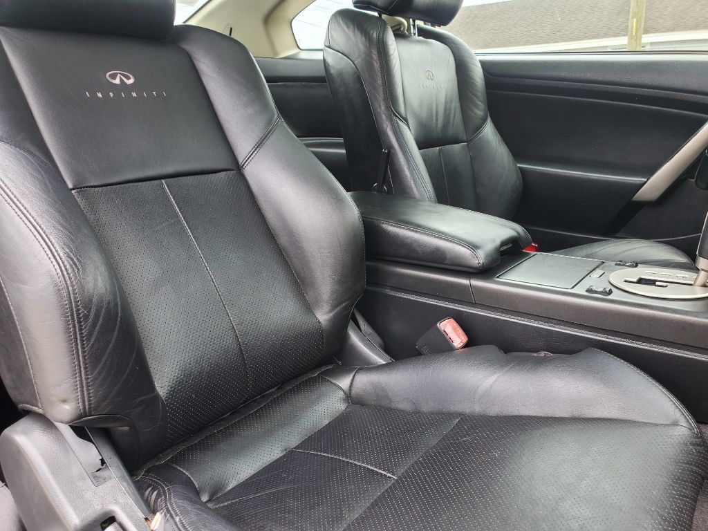 Used 2003 INFINITI G35 Coupe w/ Premium Pkg RWD image 25
