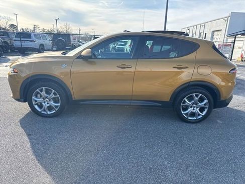 Certified 2024 Dodge Hornet R/T Plus w/ Tech Pack Plus w/o Parking image 24