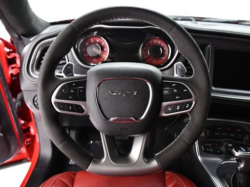 Used 2023 Dodge Challenger SRT Hellcat RWD image 9