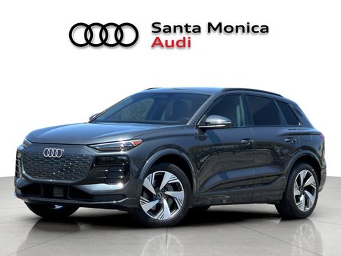Used 2025 Audi Q6 e-tron Premium Plus w/ Premium Plus AWD/4WD image 1