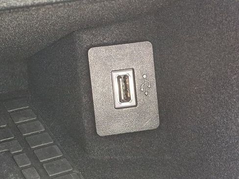 Used 2019 Lincoln Nautilus Reserve image 29