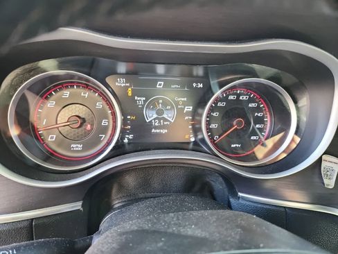 Used 2018 Dodge Charger R/T Scat Pack w/ Beats Audio Group RWD image 9