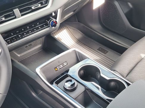 New 2026 Chevrolet Equinox LT FWD image 15