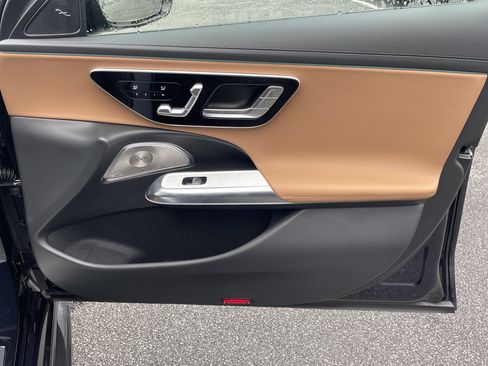 New 2026 Mercedes-Benz E 53 AMG e 4MATIC Sedan image 42