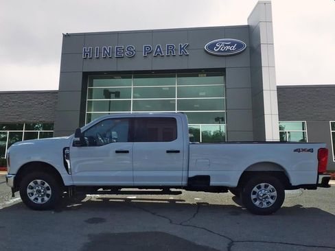 Certified 2024 Ford F250 XLT image 4