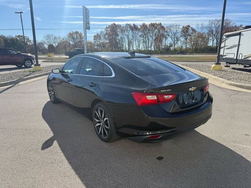 Used 2018 Chevrolet Malibu LT image 5