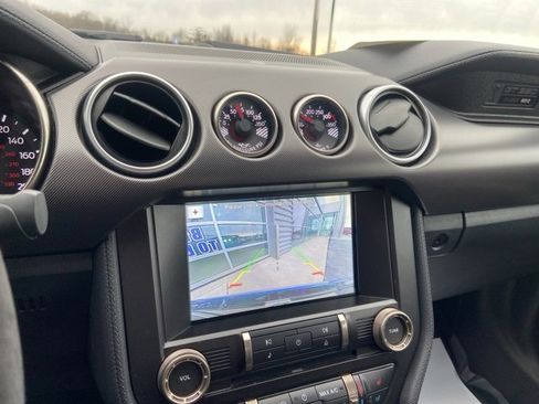 Used 2019 Ford Mustang Shelby GT350 w/ Technology Package image 19