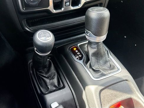 Used 2023 Jeep Wrangler Unlimited w/ 8.4" Radio Group AWD/4WD image 18