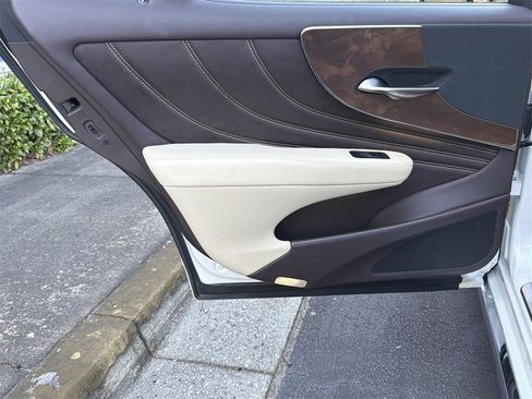 Used 2018 Lexus LS 500 image 27