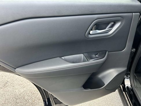 New 2026 Nissan Rogue SV FWD image 19