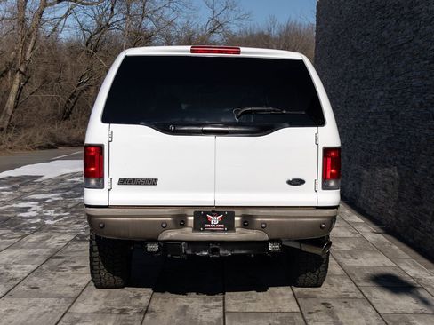 Used 2005 Ford Excursion Eddie Bauer image 12