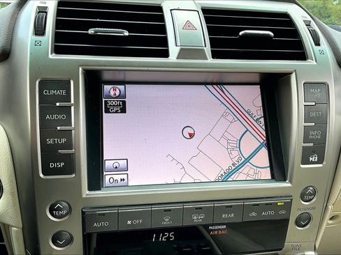 Used 2011 Lexus GX 460 w/ Comfort Plus Pkg image 30