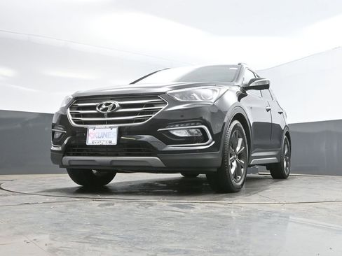Used 2018 Hyundai Santa Fe Sport image 44