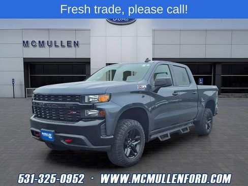 Used 2021 Chevrolet Silverado 1500 Custom Trail Boss AWD/4WD image 1