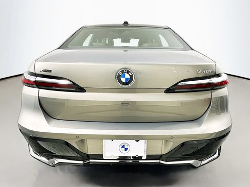 Used 2026 BMW 740i xDrive AWD/4WD image 6