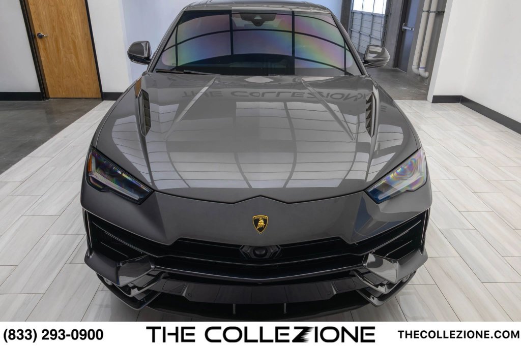 Used 2023 Lamborghini Urus Performante AWD/4WD image 8