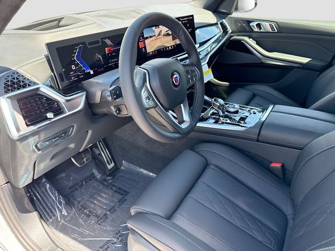 New 2026 BMW ALPINA XB7 AWD/4WD image 27