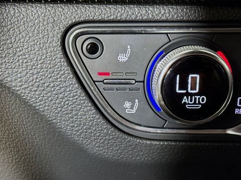 Used 2018 Audi SQ5 Premium Plus w/ S Sport Package image 23