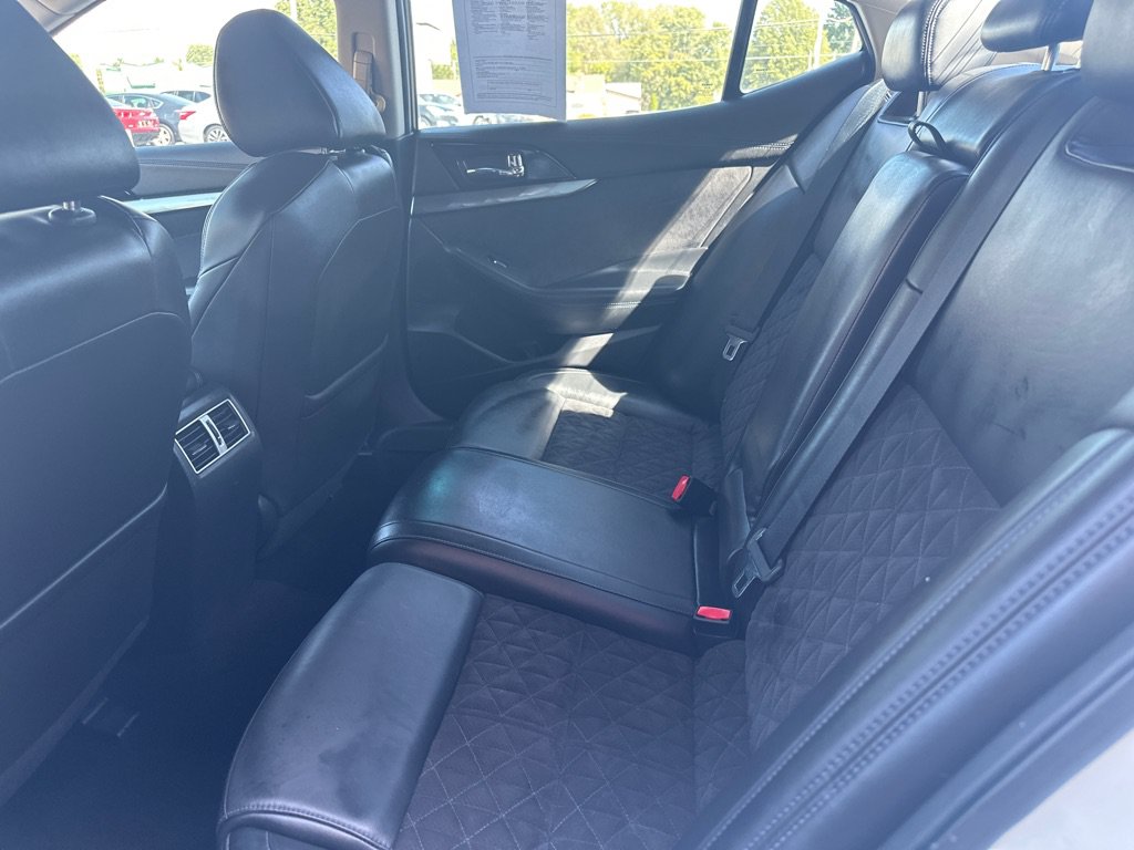 Used 2016 Nissan Maxima SR FWD image 15
