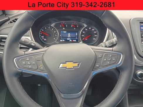 Used 2024 Chevrolet Equinox LT AWD/4WD image 17