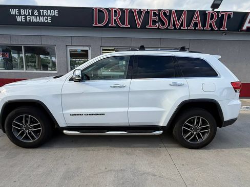 Used 2019 Jeep Grand Cherokee Limited w/ Trailer Tow Group IV AWD/4WD image 5