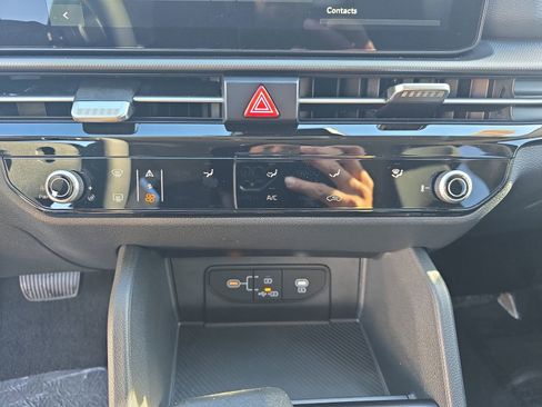 New 2026 Kia Sportage LX image 23