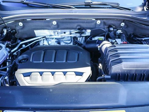 New 2026 Volkswagen Atlas Cross Sport SE image 37