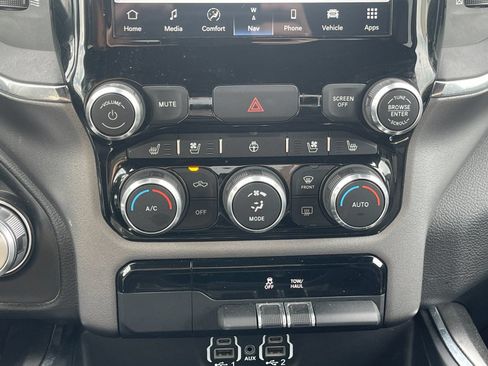 Used 2024 RAM 1500 Laramie RWD image 22