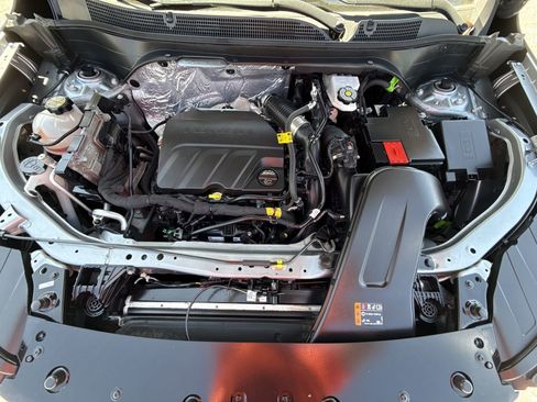 Used 2025 Chevrolet Trax LT image 17