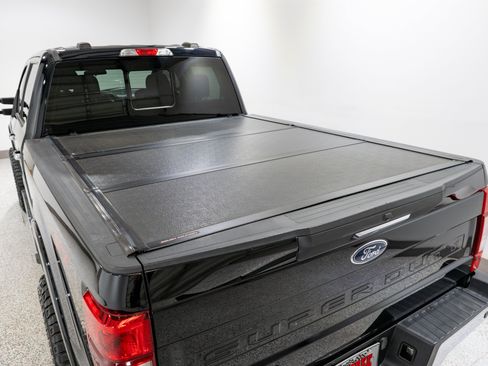 Used 2021 Ford F250 XLT w/ XLT Premium Package AWD/4WD image 11