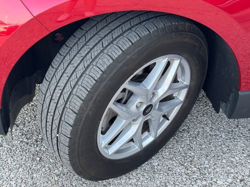 Used 2024 Ford Edge SEL w/ Convenience Package image 43