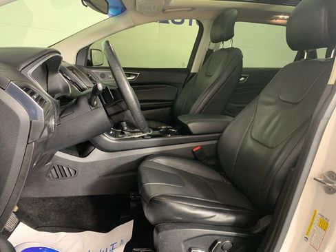 Used 2017 Ford Edge Titanium w/ Equipment Group 301A image 15