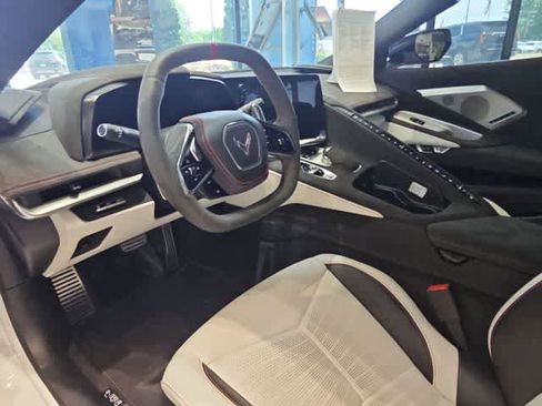 Certified 2023 Chevrolet Corvette Stingray Premium Cpe w/ Z51 Performance Package RWD image 18