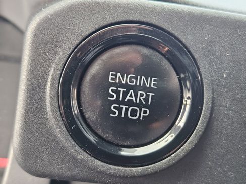 Used 2024 Toyota Tacoma SR RWD image 21