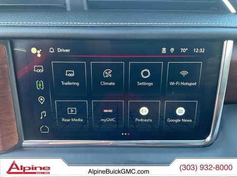 Used 2023 GMC Yukon Denali Ultimate image 19