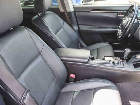 Used 2015 Lexus ES 350 image 16