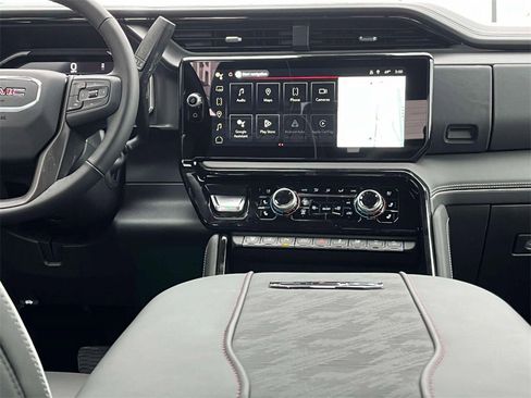 New 2026 GMC Sierra 2500 AT4X w/ LPO, Black Badging Package image 14