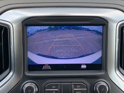 Used 2021 Chevrolet Silverado 2500 LT w/ Convenience Package AWD/4WD image 24