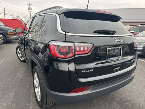 Used 2019 Jeep Compass Latitude w/ Cold Weather Group image 5