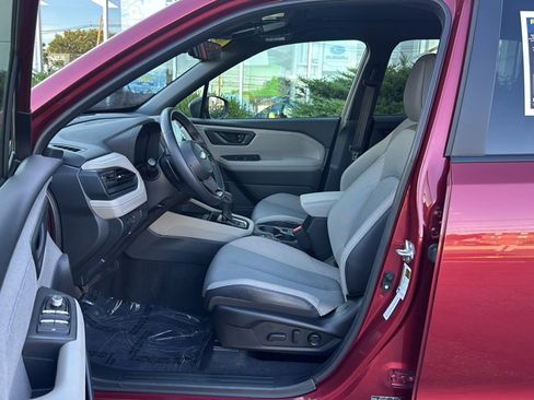 Used 2025 Subaru Forester Premium w/ Protection Package (1PH) AWD/4WD image 12